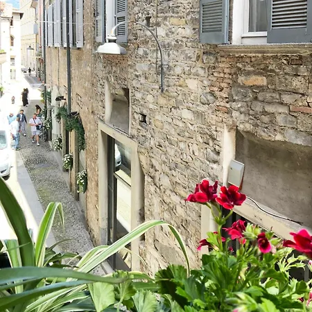 La Casa Di Claretta