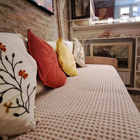 La Casa Di Claretta Apartment *